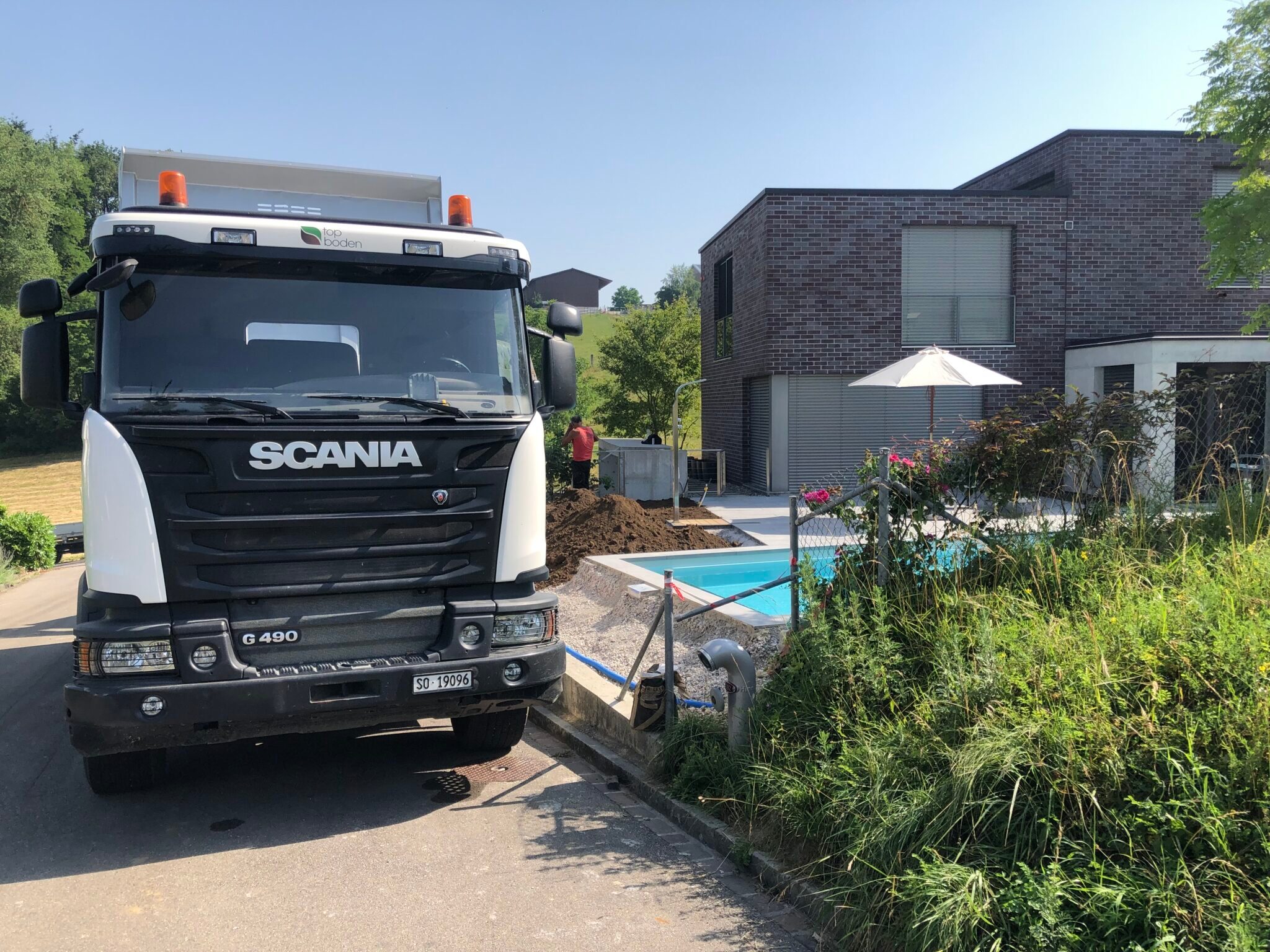 Privat Haus Garten gestaltung ERde.jpg